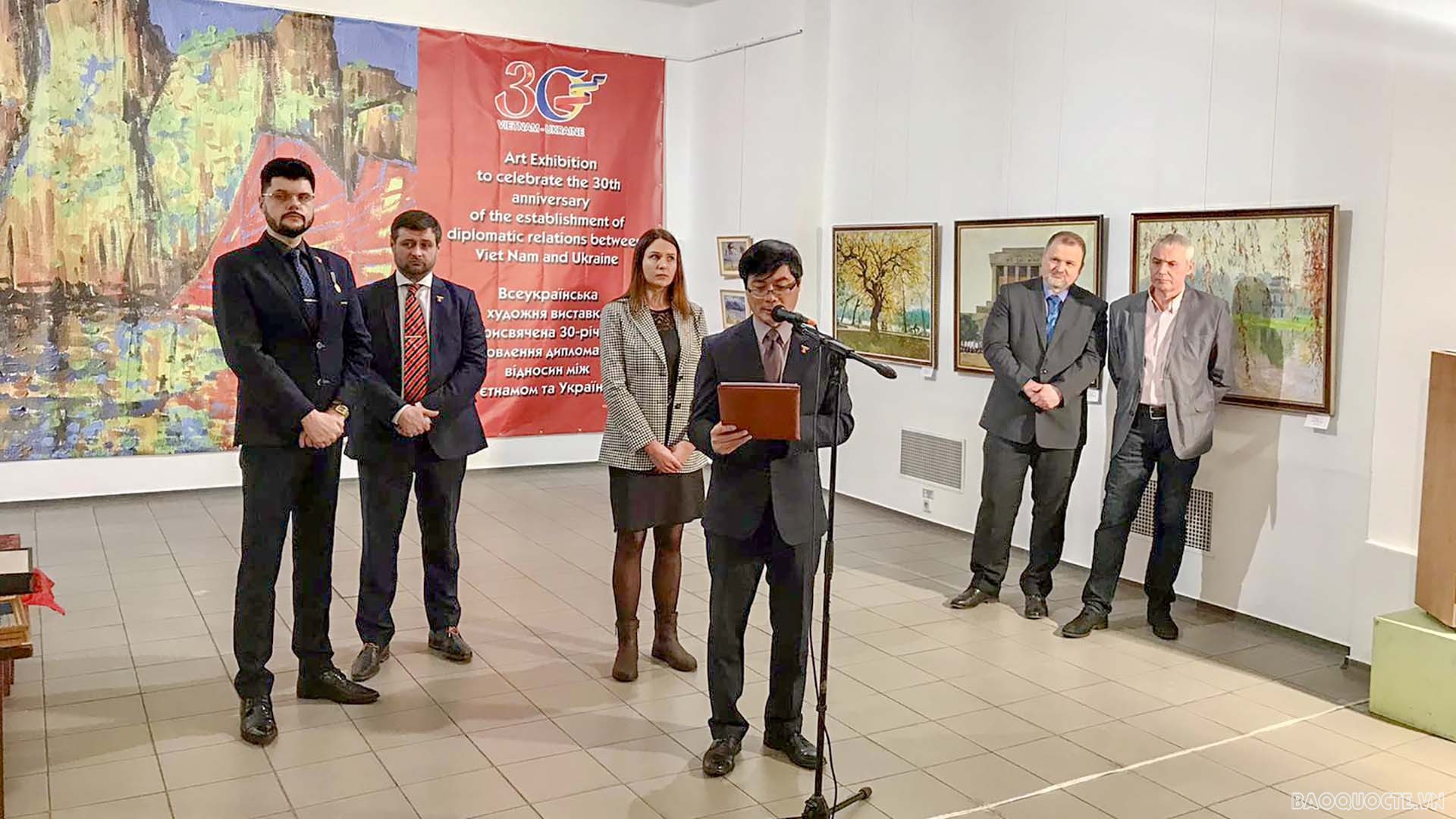 Art exhibition held in Kiev to marks 30th anniversary of Vietnam – Ukraine diplomatic ties